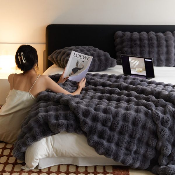 The Fur Rabbit Hair Sofa Blanket Is Simple And Luxurious - Image 2