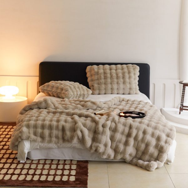 The Fur Rabbit Hair Sofa Blanket Is Simple And Luxurious - Image 5